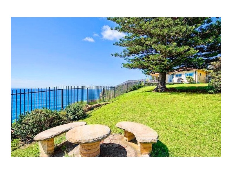 18 Hillcrest Avenue, Mona Vale NSW 2103