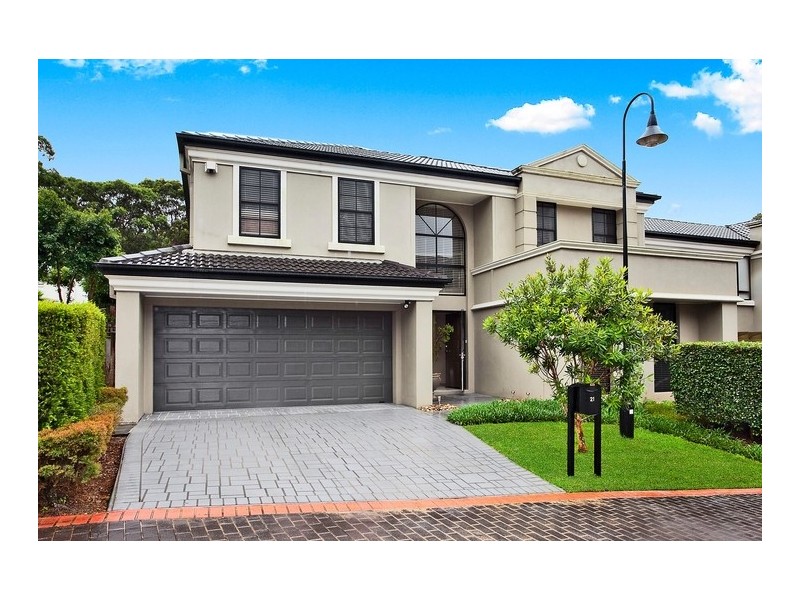 21 Silver Ash Way, Thornleigh NSW 2120