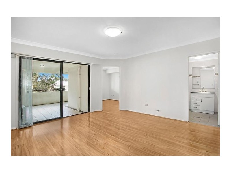 210/3 Orara Street, Waitara NSW 2077