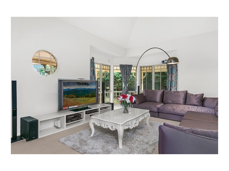8 Telowie Court, Dural NSW 2158