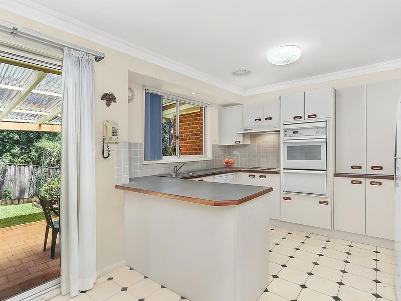 2/16 Handley Avenue, Thornleigh NSW 2120