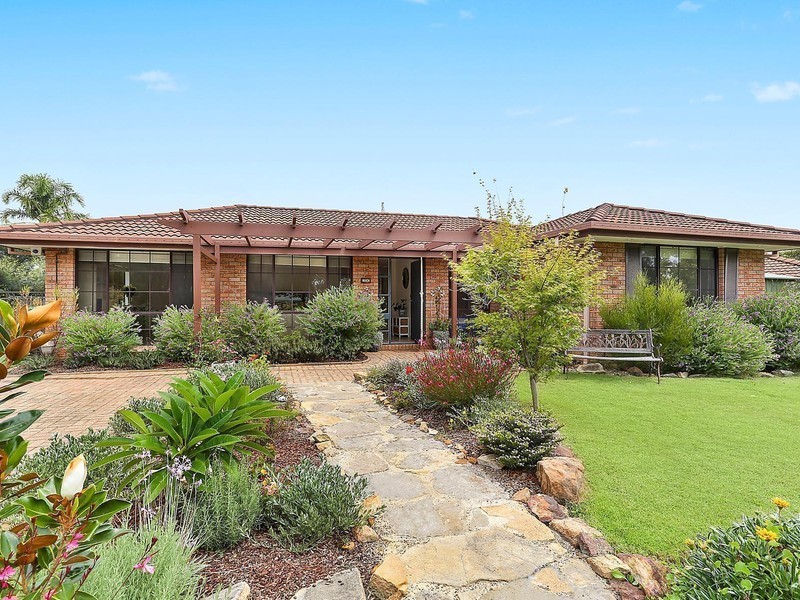 38 Arthurs Circle, Mount Colah NSW 2079