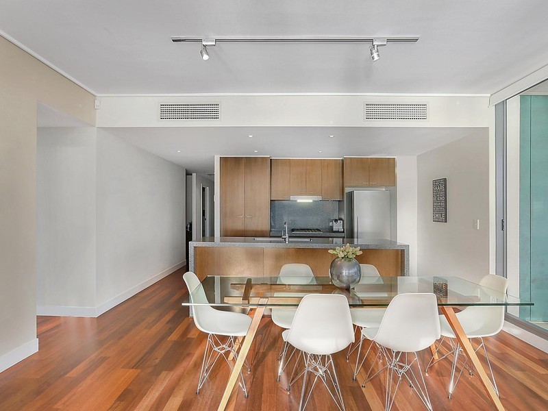 201/4 Lewis Avenue, Rhodes NSW 2138