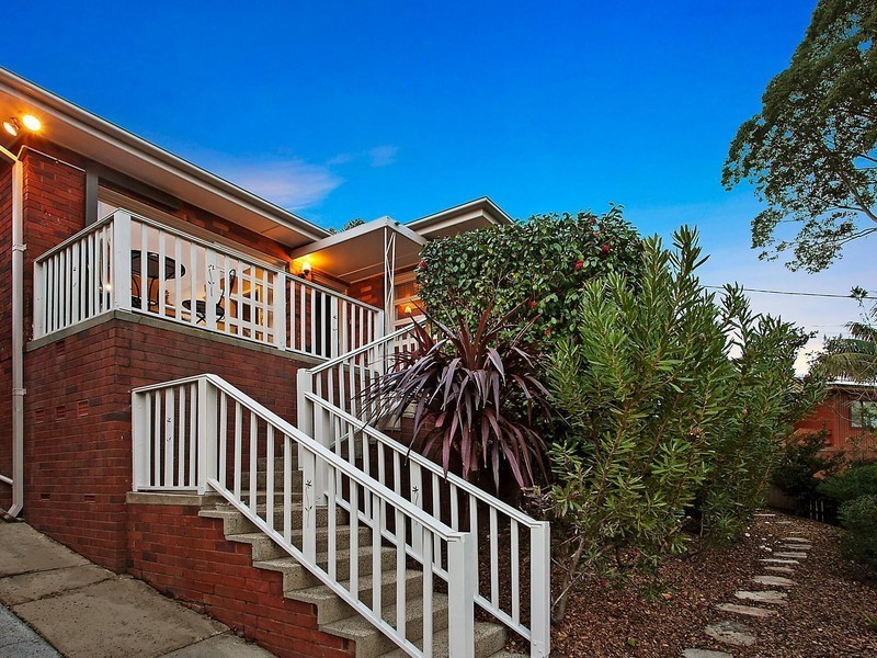 25 Bridgeview Crescent, Thornleigh NSW 2120