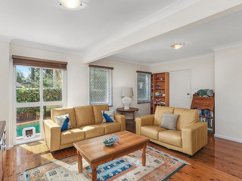 5 Apanie Place, Westleigh NSW 2120