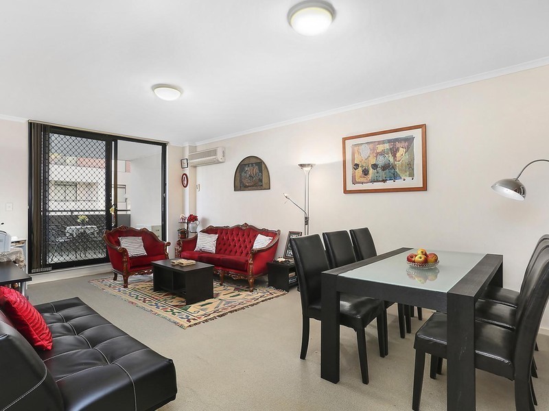 1208/41 Waitara Avenue, Waitara NSW 2077