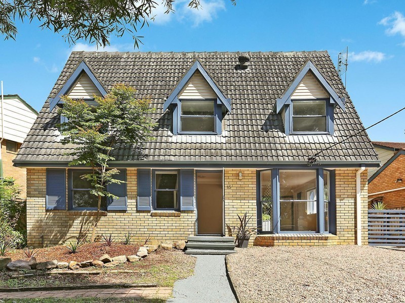 15 Malison Street, Wyoming NSW 2250