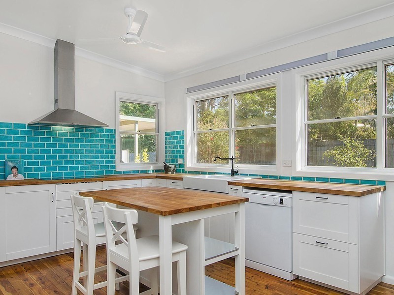 2 Crawford Road, Mount Kuring-gai NSW 2080