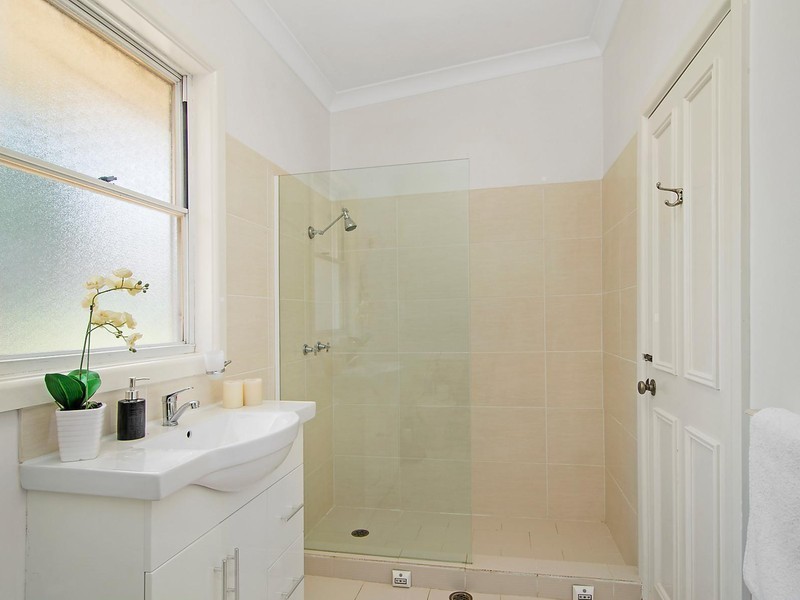 2 Crawford Road, Mount Kuring-gai NSW 2080