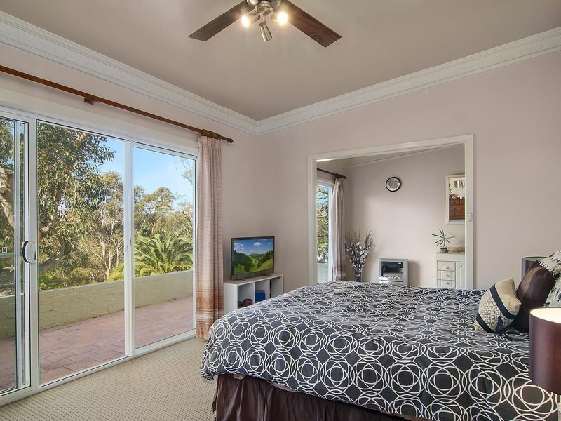 2 Crawford Road, Mount Kuring-gai NSW 2080