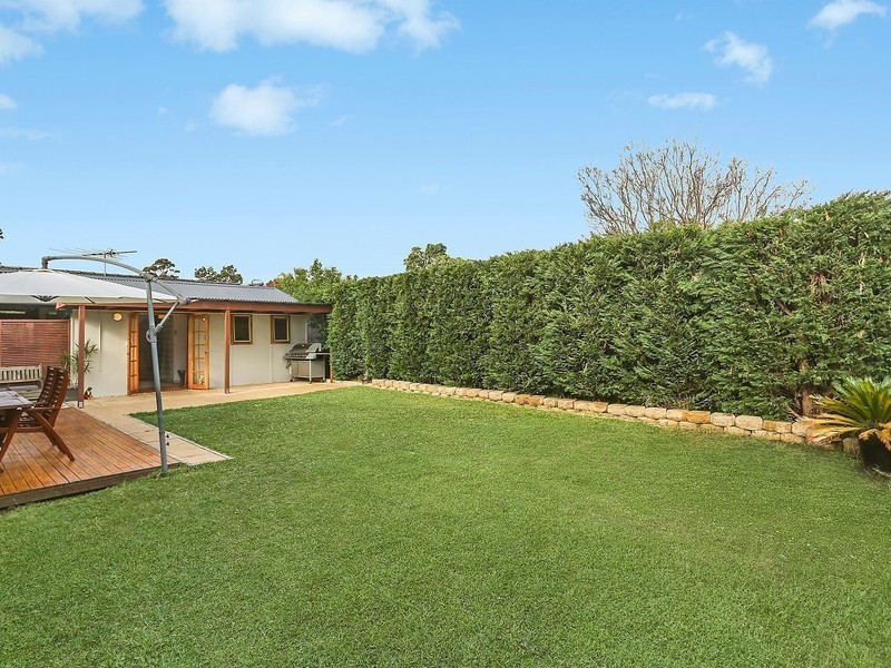 8 Evelyn Crescent, Berowra Heights NSW 2082