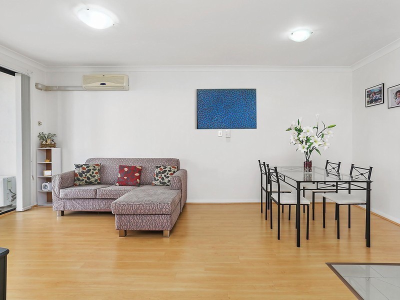 711/3 Orara Street, Waitara NSW 2077