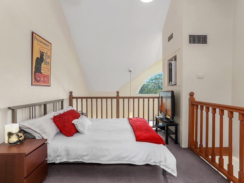 302/2 City View Road, Pennant Hills NSW 2120