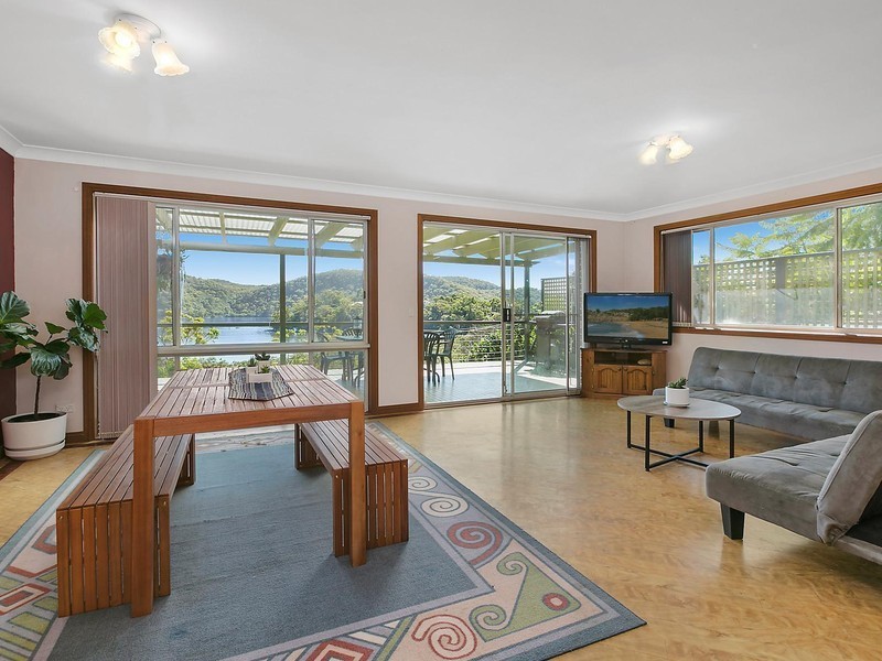 21 Pacific Highway, Mooney Mooney NSW 2083