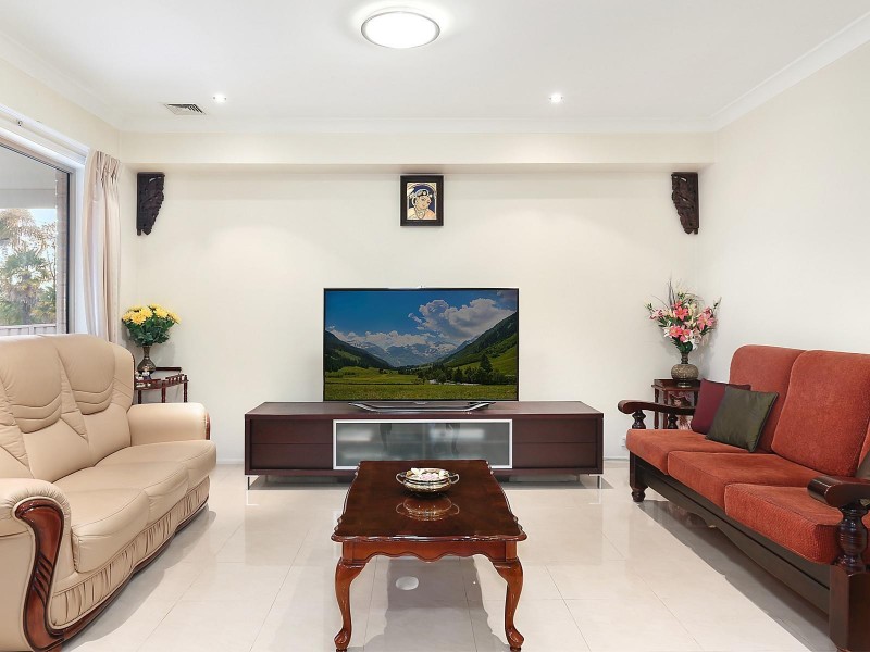 2C Hall Avenue, Thornleigh NSW 2120