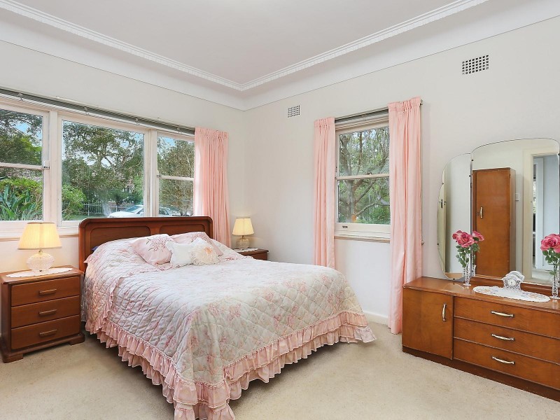 11 Adamson Avenue, Thornleigh NSW 2120