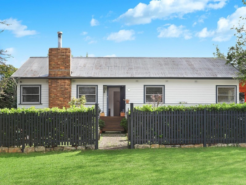 15 Leeming Street, Mount Kuring-gai NSW 2080