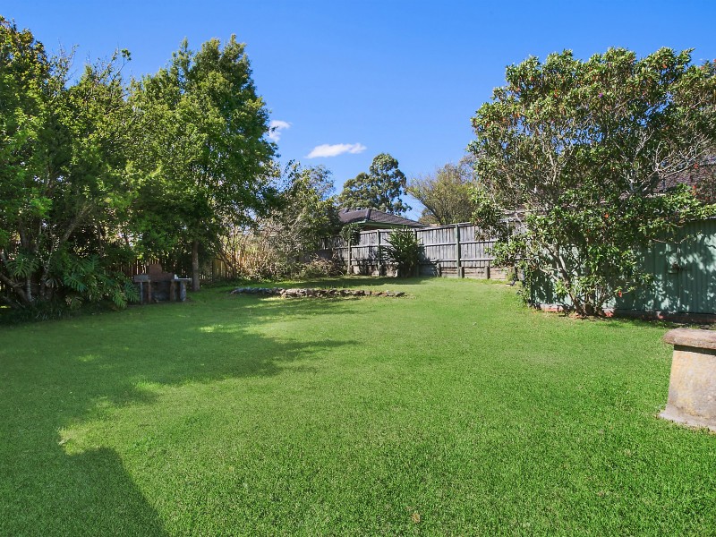 35 Kuring-gai Chase Road, Mount Colah NSW 2079