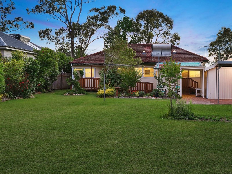8 Arcadia Crescent, Berowra NSW 2081