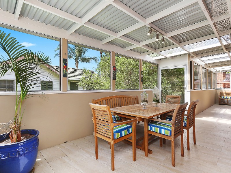 2 Northumberland Avenue, Mount Colah NSW 2079