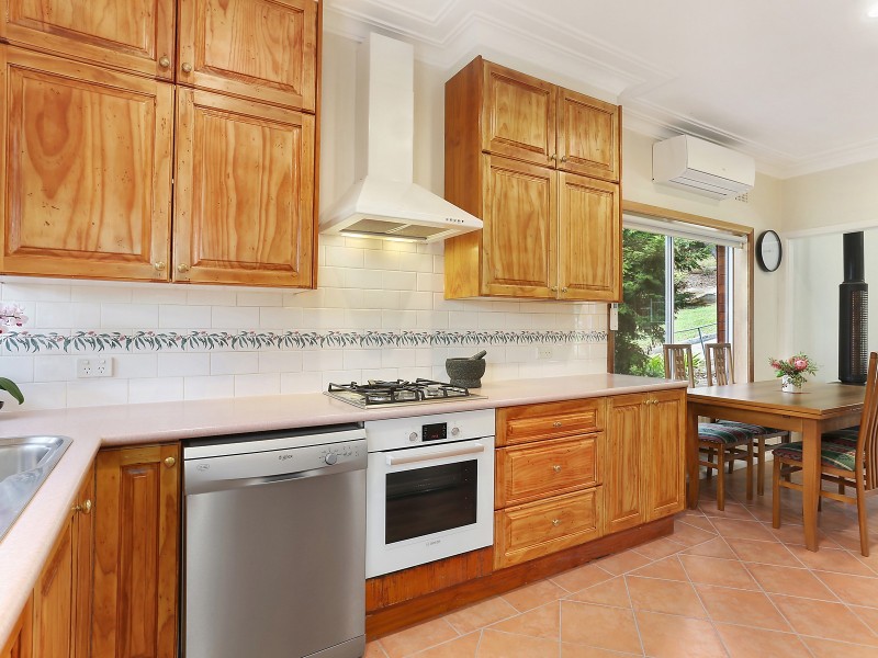 2 Northumberland Avenue, Mount Colah NSW 2079