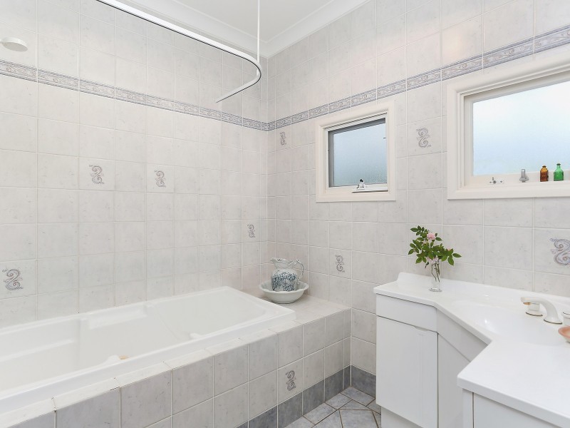 12 Arcadia Crescent, Berowra NSW 2081