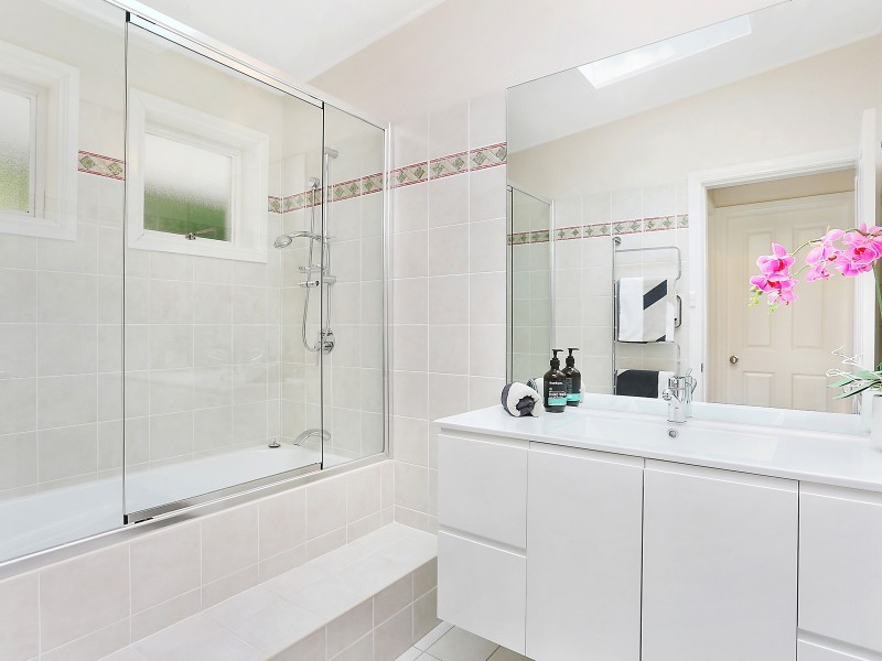 1 Cheyne Walk, West Pennant Hills NSW 2125