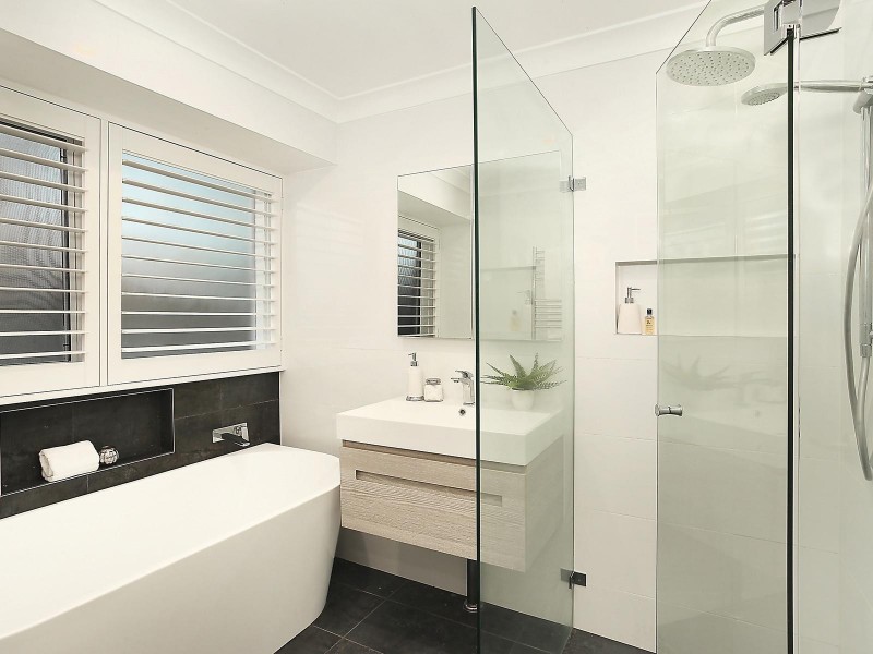 99 Oxley Drive, Mount Colah NSW 2079