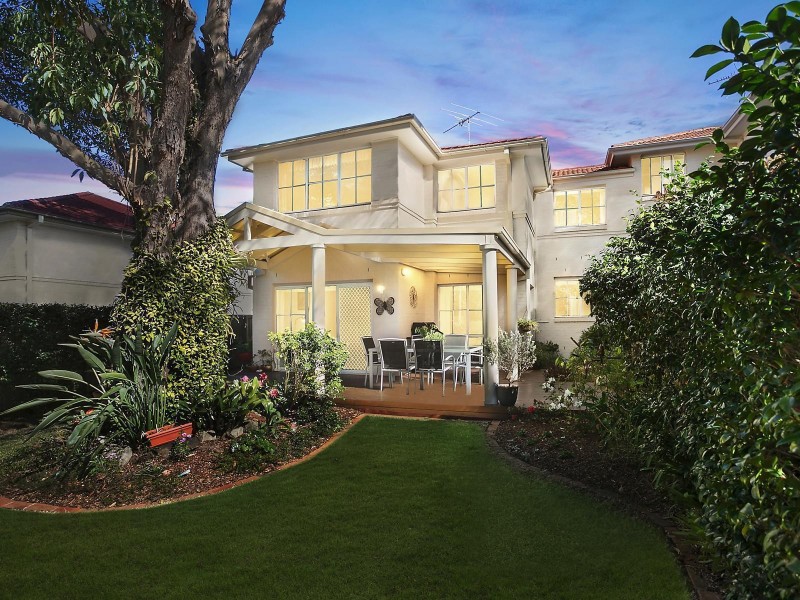 20 Livingstone Way, Thornleigh NSW 2120