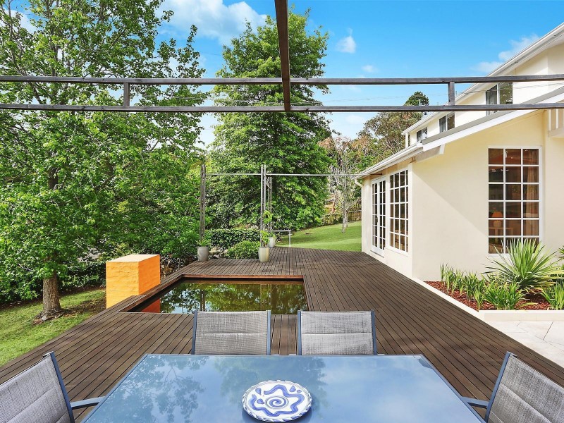 8 Livingstone Place, Mount Colah NSW 2079