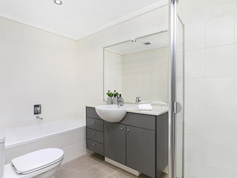 405/39 Orara Street, Waitara NSW 2077