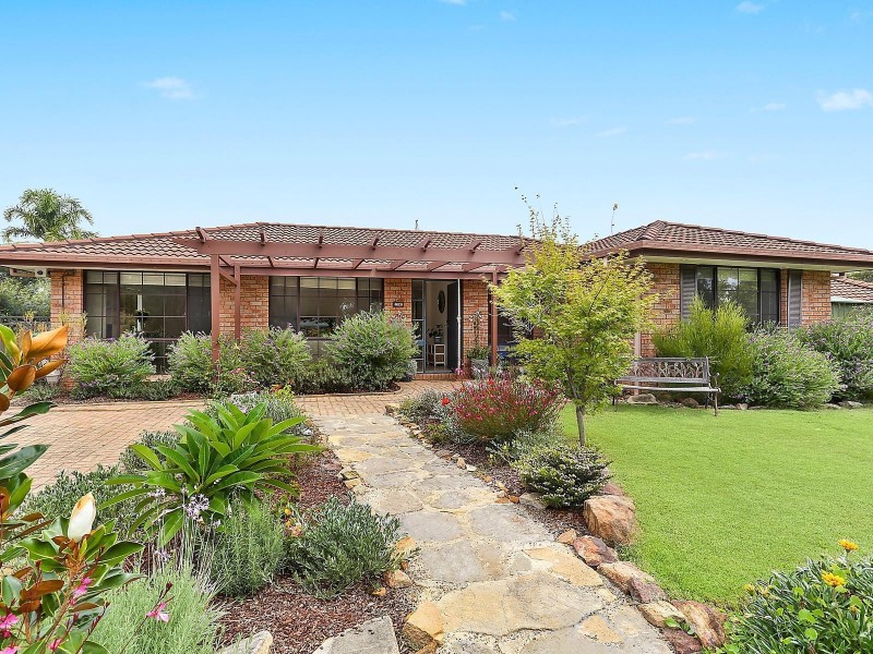 38 Arthurs Circle, Mount Colah NSW 2079
