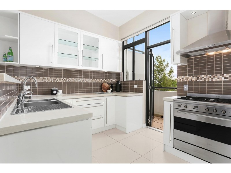 68/2 Purser Avenue, Castle Hill NSW 2154