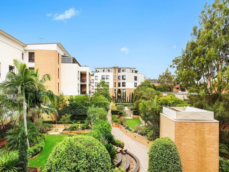 68/2 Purser Avenue, Castle Hill NSW 2154