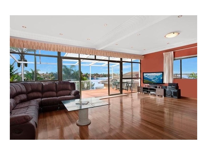 16 Vaudan Street, Kogarah Bay NSW 2217