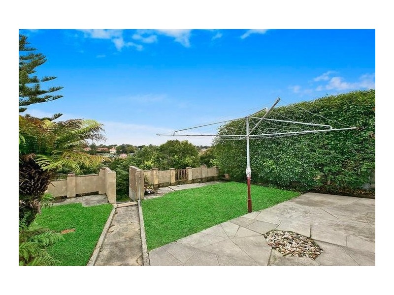 72 Minnamorra Avenue, Earlwood NSW 2206