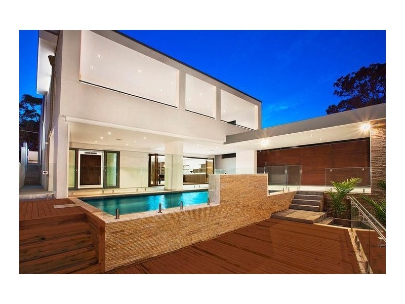 8 The Crescent, Hurstville Grove NSW 2220