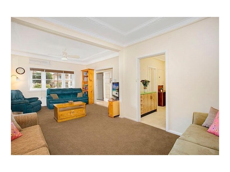 61 Moore Street, Hurstville NSW 2220