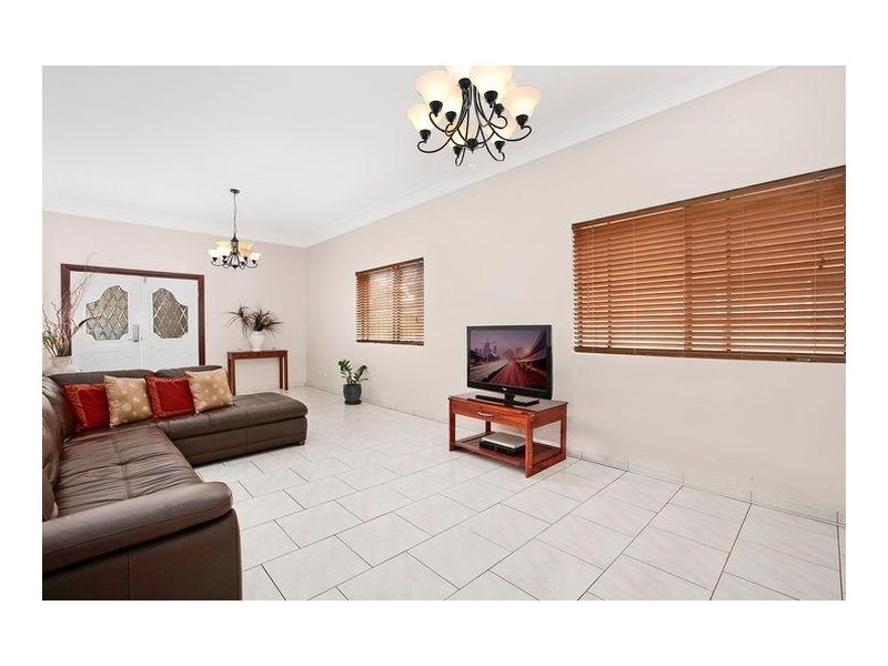 112 Gloucester Road, Hurstville NSW 2220