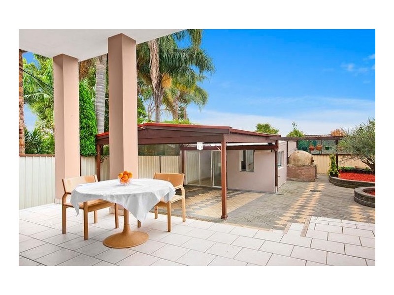 112 Gloucester Road, Hurstville NSW 2220