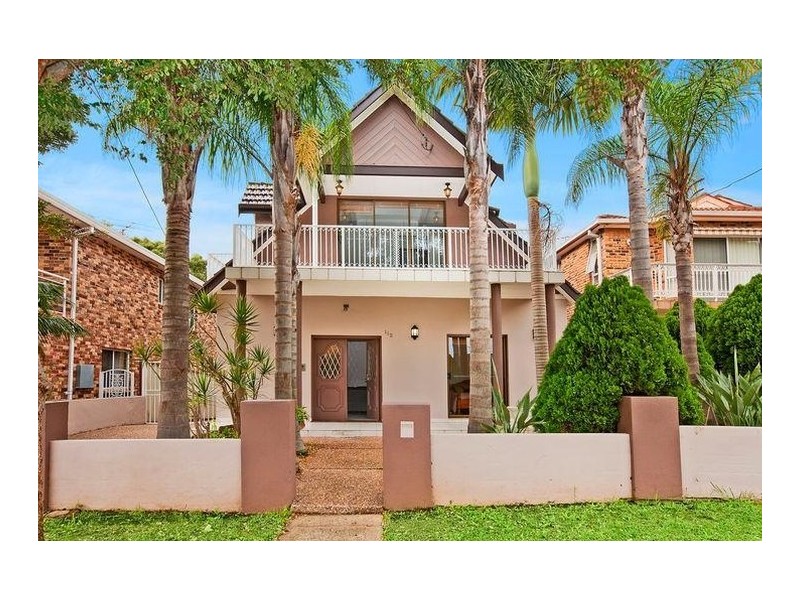 112 Gloucester Road, Hurstville NSW 2220