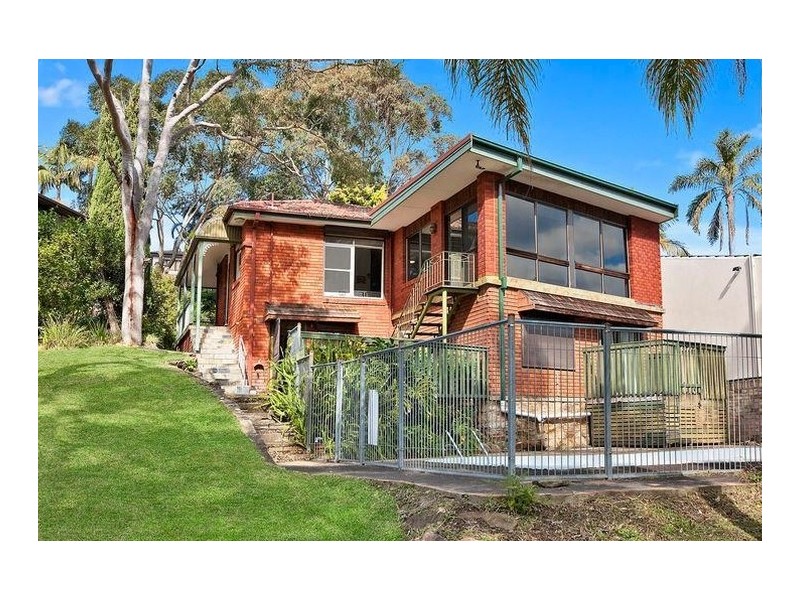 239 Connells Point Road, Connells Point NSW 2221