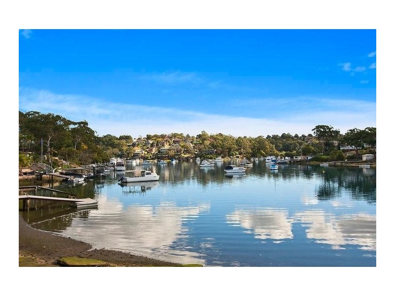 239 Connells Point Road, Connells Point NSW 2221