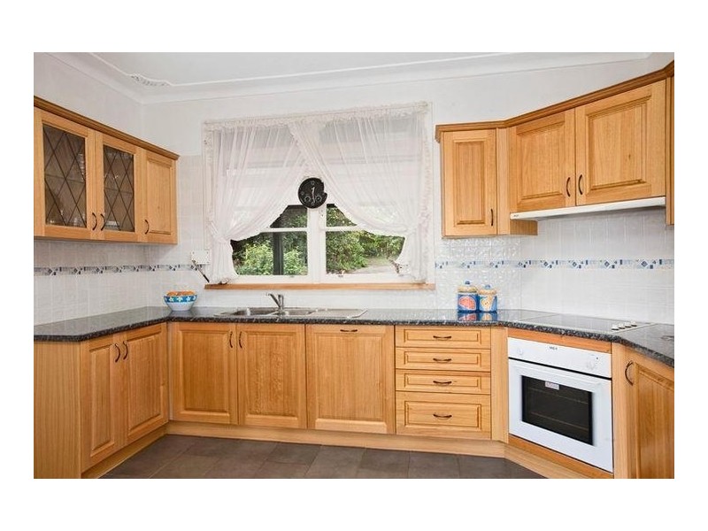239 Connells Point Road, Connells Point NSW 2221