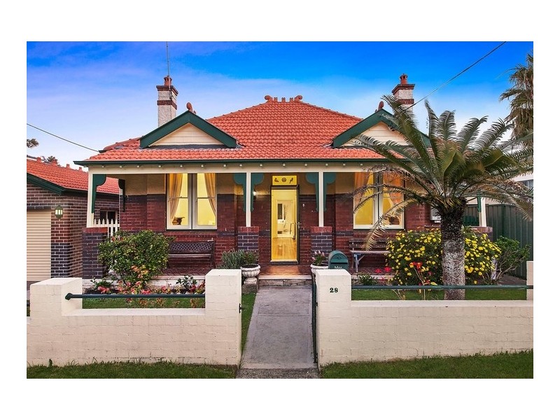 28 Nielsen Avenue, Carlton NSW 2218