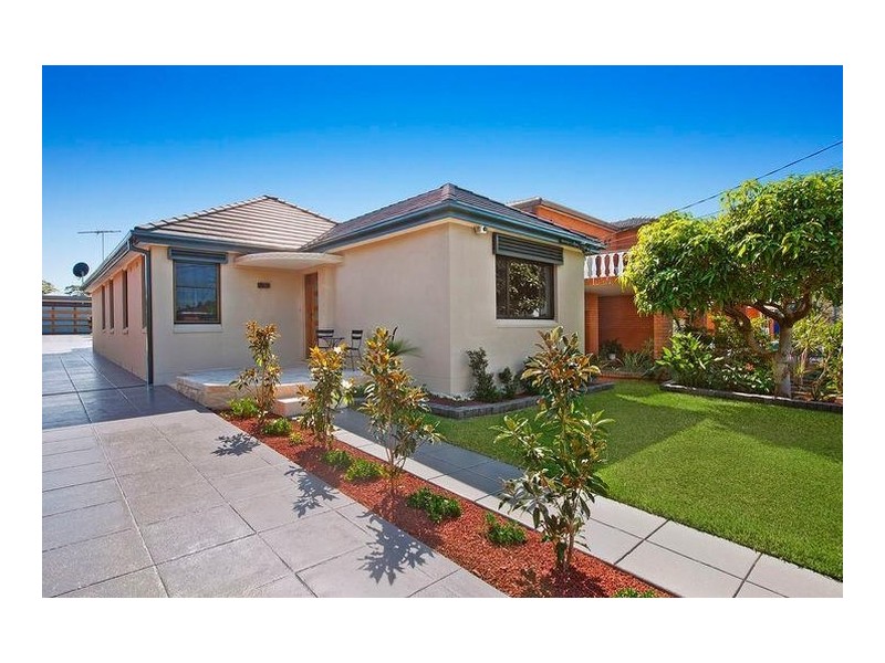 14 Plant Street, Carlton NSW 2218