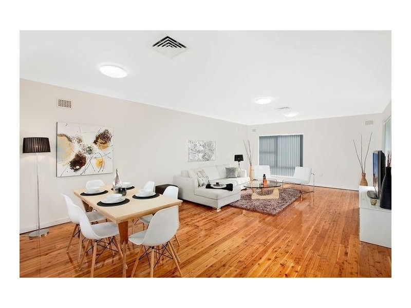 90 Holt Road, Sylvania NSW 2224