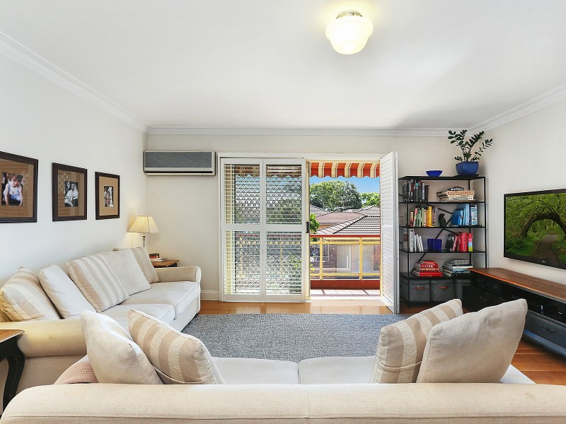 2/144 Russell Avenue, Dolls Point NSW 2219