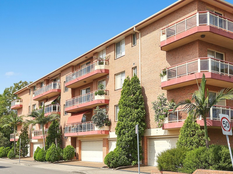 2/144 Russell Avenue, Dolls Point NSW 2219