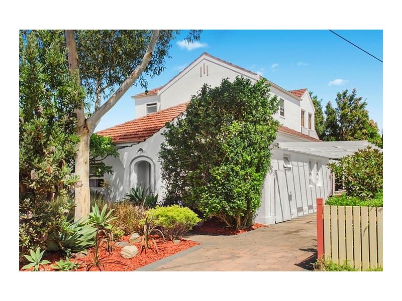 18 Lakeside Avenue, Monterey NSW 2217